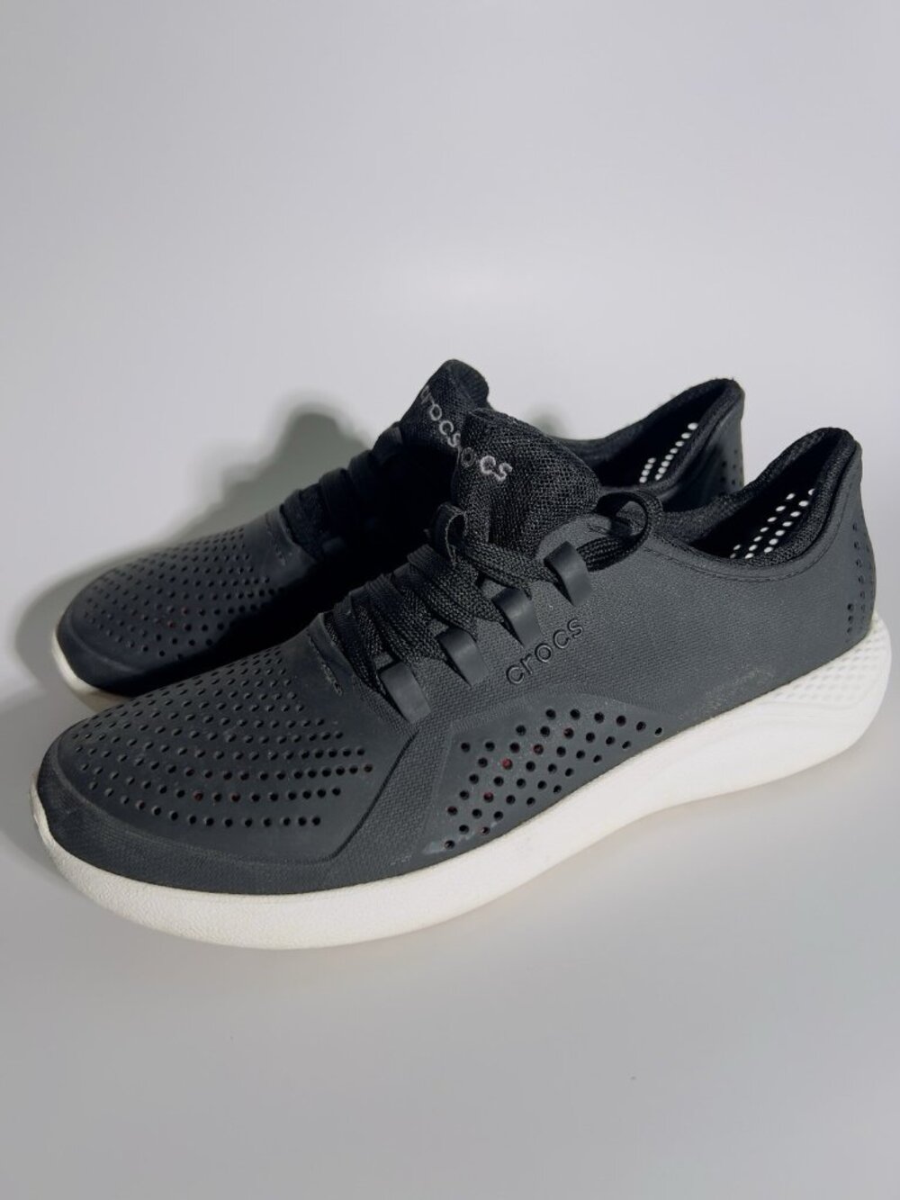 Crocs LiteRide Pacer Women’s Size 9 Black Athletic Sneakers - Picture 6 of 13